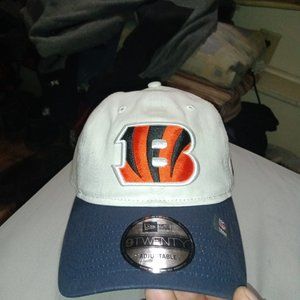 Bangles hat